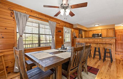 Bear Hideaway Cozy 3BR Cabin - Foto 16