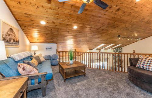 Mountain Elegance w/ pool, spa, projector - Foto 38