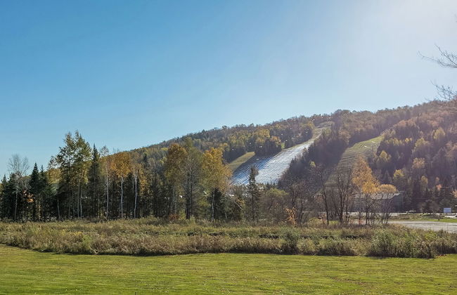 Slopeside Condo - Photo 18