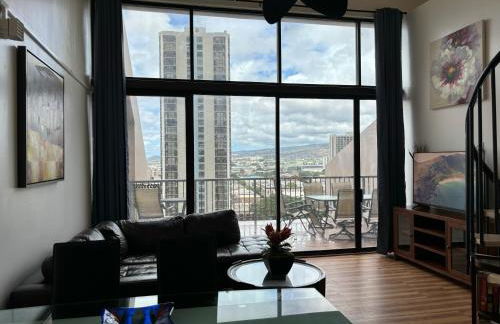 Downtown 2BR Huge Patio Free parking WiFi - Foto 2