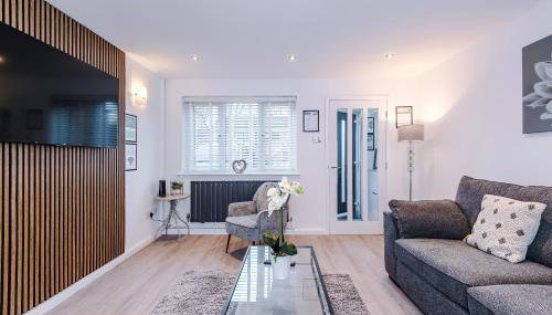 Stylish 2BR House for 4 in Manchester with Parking - Foto 2
