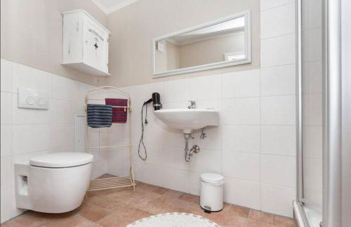 Pension Adele - Ruhig, direkt am Elberadweg & Badesee mit Balkon - Foto 5