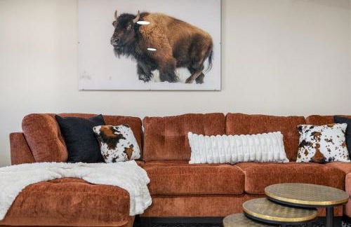 Buffalo Ridge - Hot Tub & Walk to Downtown - Foto 6