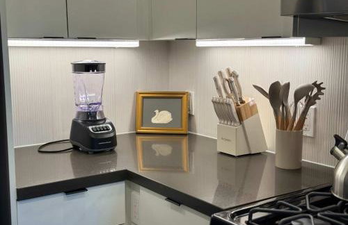 Modern Retreat 10 Min from Disneyland With Pool & Gym - Foto 60