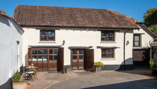 Finches Barn near Exeter - Photo 2