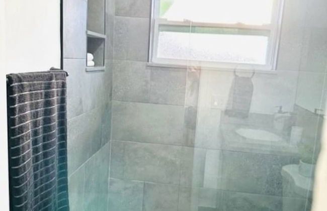 BnB Hyperion Spacious 2b1b Getaway Near Beach - Foto 20