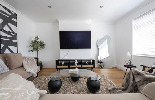 The Romford Oasis - Spacious 4 bedroom escape - Foto 5