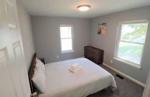 Relaxing Cottage by the Lake and Parking - Foto 17