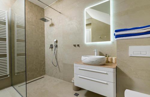 Gallery Luxury Suites & Rooms-Only Adults - Foto 12