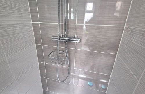 Private Garden Studio near London free Freeparking - Foto 8