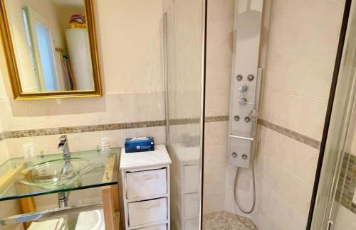 Charmant gîte à Pontlevoy avec cour privée, vélos, terrasse et proche des châteaux et commerces - FR-1-491-353 - Photo 12