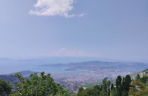 Άνετος χώρος με parking, αυλή και θαυμάσια θέα - Foto 34