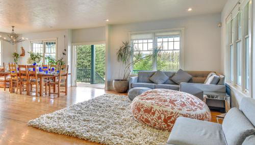 Rainier Home on 20 Acres with Blueberry Farm! - Foto 3