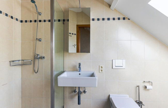 Castle Apartment in Aywaille Near River Ambleve - Photo 11