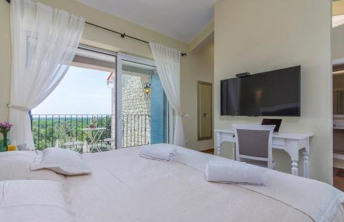 Villa Sterpazzi near Poreč with heated private pool, sea view, jacuzzi and sauna - Foto 57