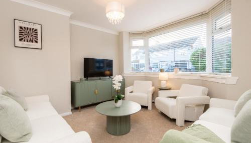 Moor Crescent - Photo 1