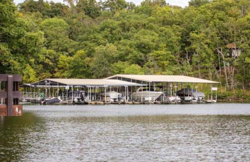 Lakefront Treetop Village 3BD3BADeckPool-6PP - Foto 16