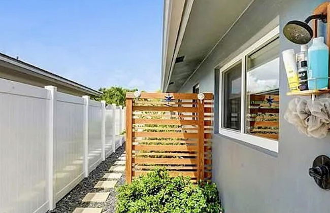 Beach Bliss 10 Mins to Waves 3BR Oasis With Pool - Foto 59