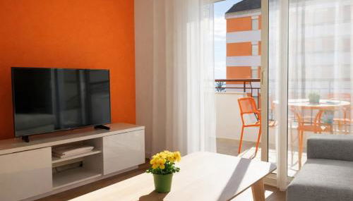 Beachfront apartment with sea views - Foto 2