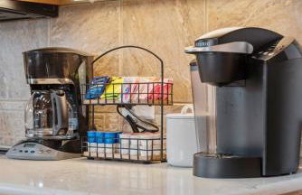 1-Mile to Road America, 2-Miles to Elkhart Lake - Foto 22