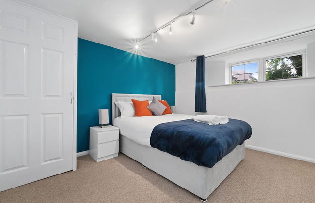 High Wycombe Apartments - Photo 4