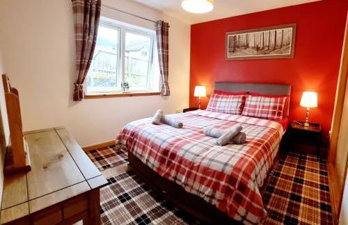 Hill View 2 bedroom free parking - Photo 40