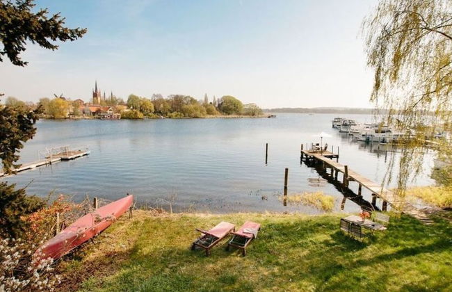 Bauhaus Holiday Apartment by the Lake - Foto 21