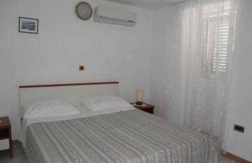 Apartments Aleksandar 2 - Photo 10