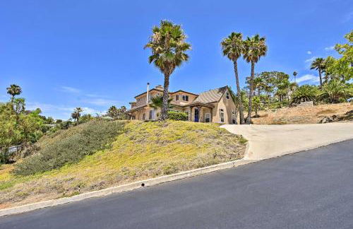 Luxe Vista Getaway with Private Pool and Hot Tub! - Foto 43