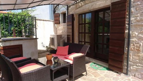 Villa Ester - Photo 2