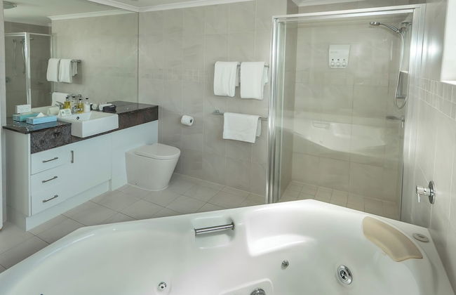 Waters Edge Apartment - Photo 54