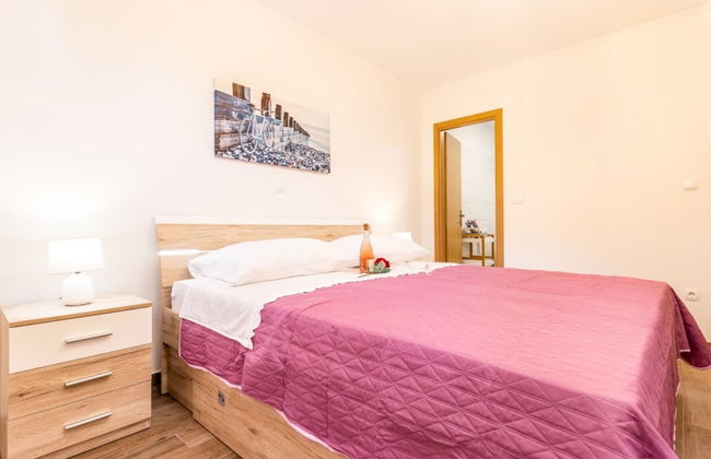 Vintage Winehouse Backov - Foto 9