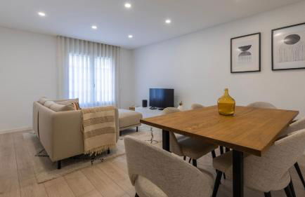 Homely 2BDR Apartment by LovelyStay - Foto 10