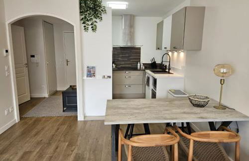 Le Petit Port - Appartement 4 étoiles - standing, vue lac, calme, piscine - Foto 5