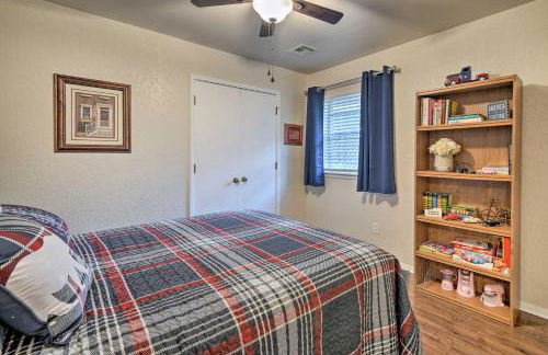 Home with Screened Porch about 10 Miles to Dtwn OKC! - Foto 19