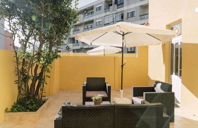 Oporto Yellow Villas - Photo 36