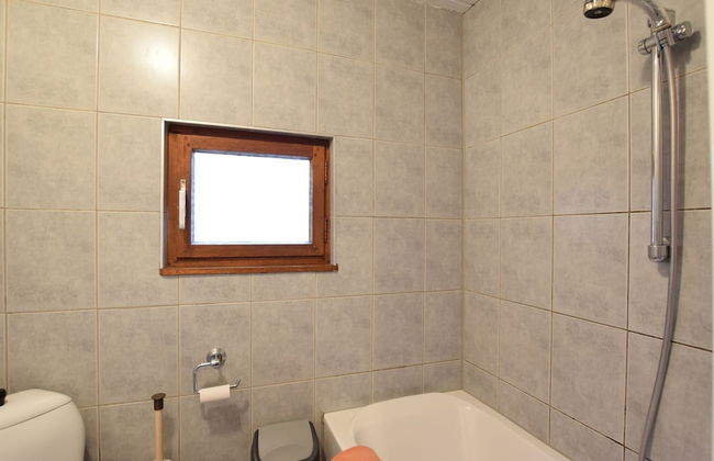 Forest Cottage With Ponds - Photo 13