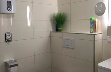 Apartment - zentrumsnah, eigener Parkplatz und großer Balkon ins Grüne - Foto 29