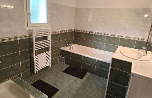 Spacieuse villa familiale avec terrasses à 500m du Bassin - FR-1-736-21 - Foto 6