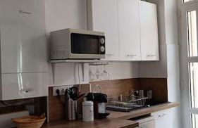 Mon Jardin Secret Marseillais avec terrasse dans le quartier le plus cool du Monde - Foto 9