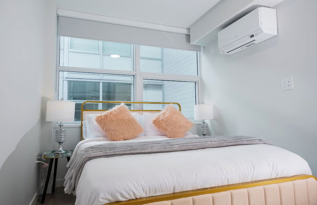 Silverstone Downtown Long-Term stay - Photo 12