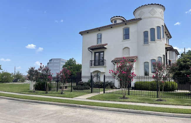 BIZI near Galleria Mall - Foto 48