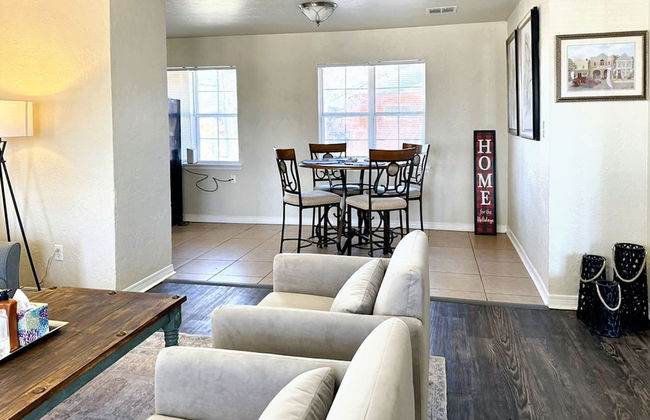 2 brs House With Fenced Yard Near the ZOO - Photo 18