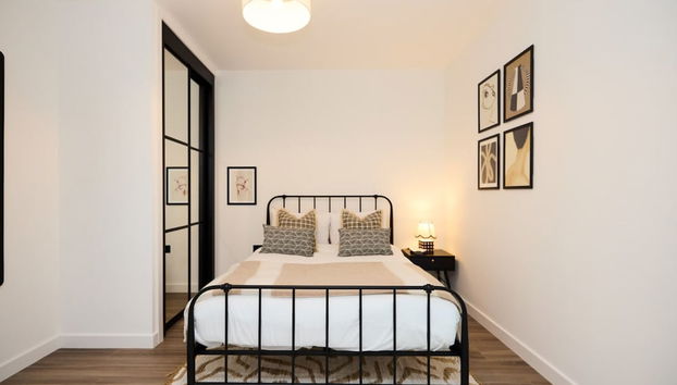 The Tottenham Hale Crib - Trendy 2bdr Flat With Balcony - Foto 5, Habitación