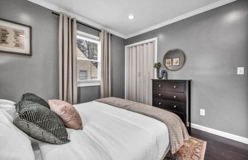 Swim and Relax In our Pool and Hot Tub and Recently Renovated - Foto 47