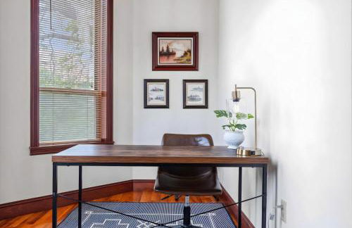 Jacuzzi 1BR loft with den and office-open concept - Foto 27