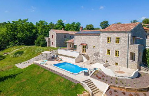 Awesome Home In Brajkovici With Sauna - Foto 1