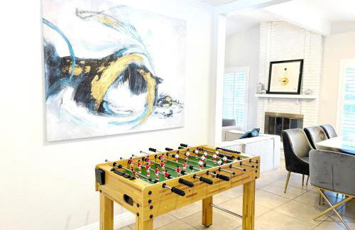 Vacation Home in Vegas w Pool 2 mile to Strip - Foto 37