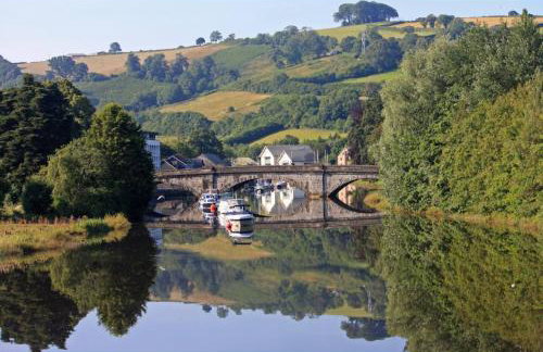 Rainbow View - Modern, central 1-bed flat, free on-site parking - Foto 20