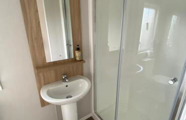 VerbZen Holiday Caravan at St Osyth Beach, Clacton-on-Sea by Verb Holidays - Foto 10